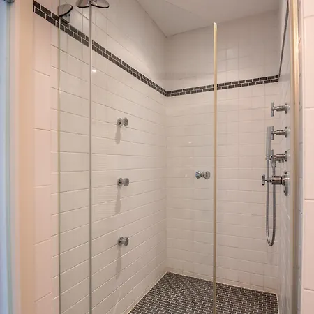 Marina View Apartment, 3 Bdr, With Terrace And Parking *
