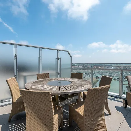 Apartamento Marina View Apartment, 3 Bdr, With Terrace And Parking